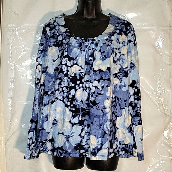 ST JOHN'S BAY Women's Plus Size XL Floral Print Pullover Blouse Spring Casual - Picture 1 of 4